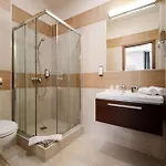 Garzon Plaza Hotel