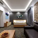 Garzon Plaza 4*