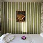 Garzon Plaza 4* Győr