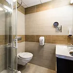 Garzon Plaza 호텔 4*