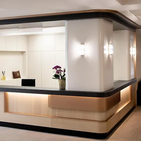 Garzon Plaza 4* ジュール