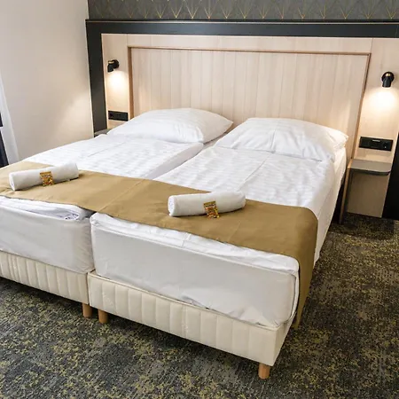 Garzon Plaza 4*