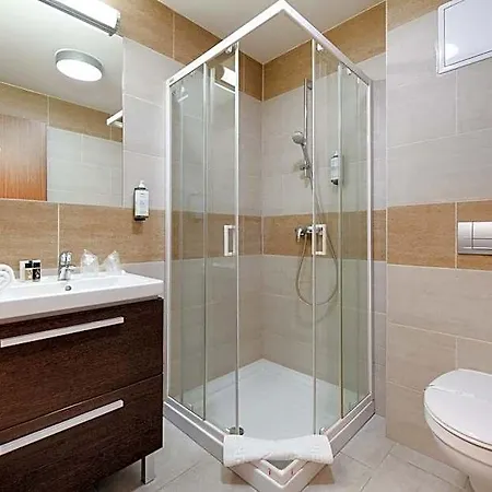 Garzon Plaza 4*