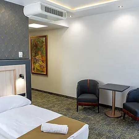 Garzon Plaza 4* Yanıkkale