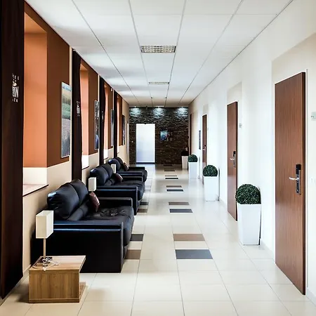 Garzon Plaza Szálloda Győr