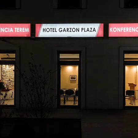 Garzon Plaza ホテル