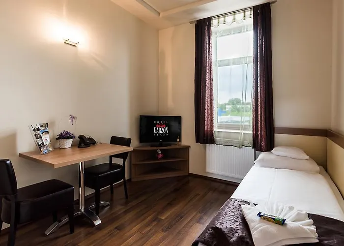 Garzon Plaza מלון