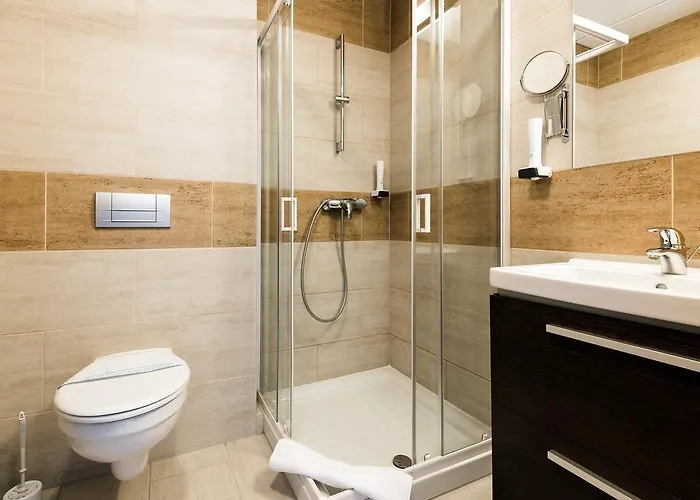 Garzon Plaza מלון