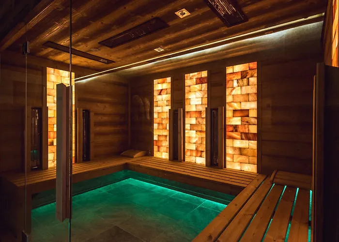 Garzon Plaza מלון 4*