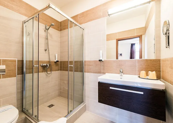 Garzon Plaza מלון