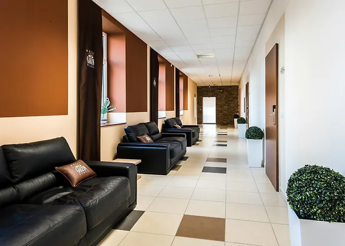 מלון Garzon Plaza